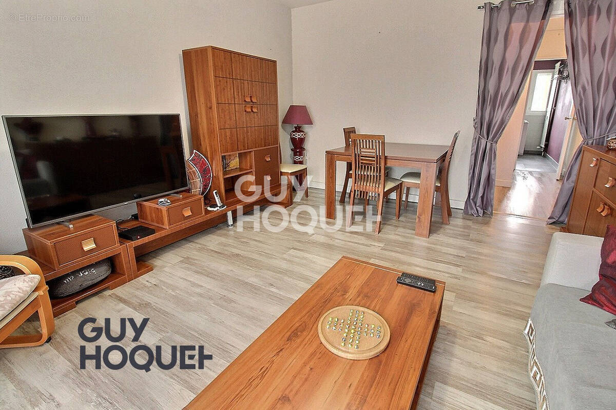 Appartement à LIMEIL-BREVANNES