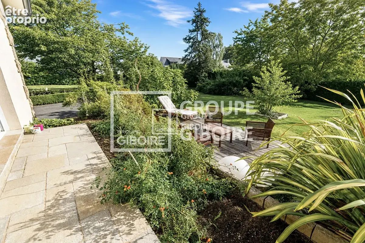A vendre - agence giboire *exclusivite* maison de plus de 220 m² en plein centre de thorigne fouillard - photo 11