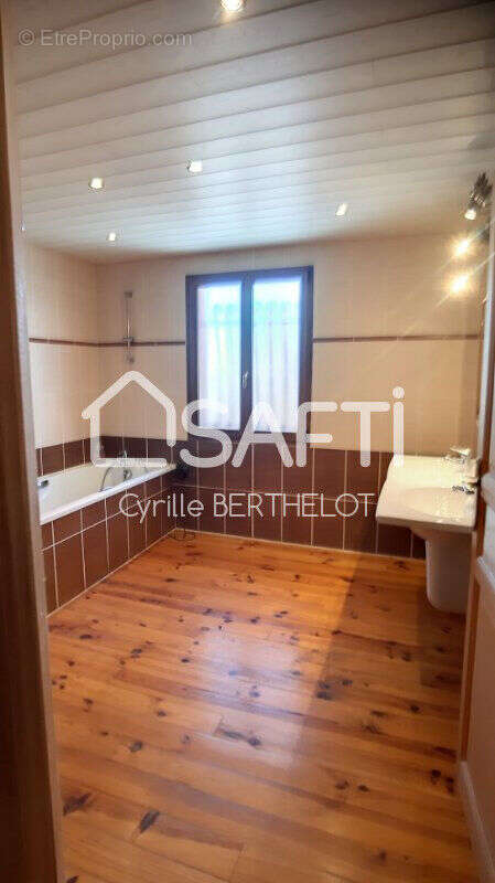 Photo 9 - Maison à FORMIGUERES