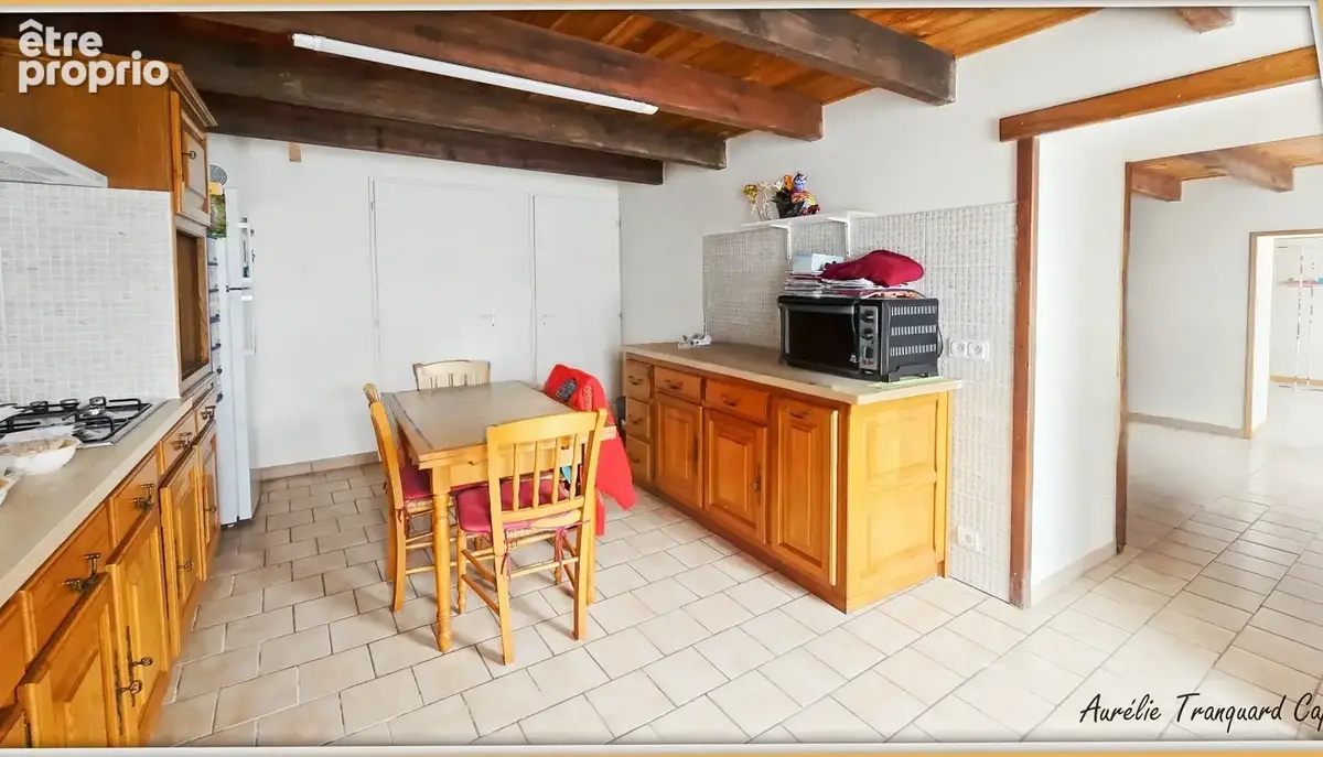 Maison rénovée 5 pièces  proche de MATHA commune de THORS (17) composée de 3 chambres - photo 2