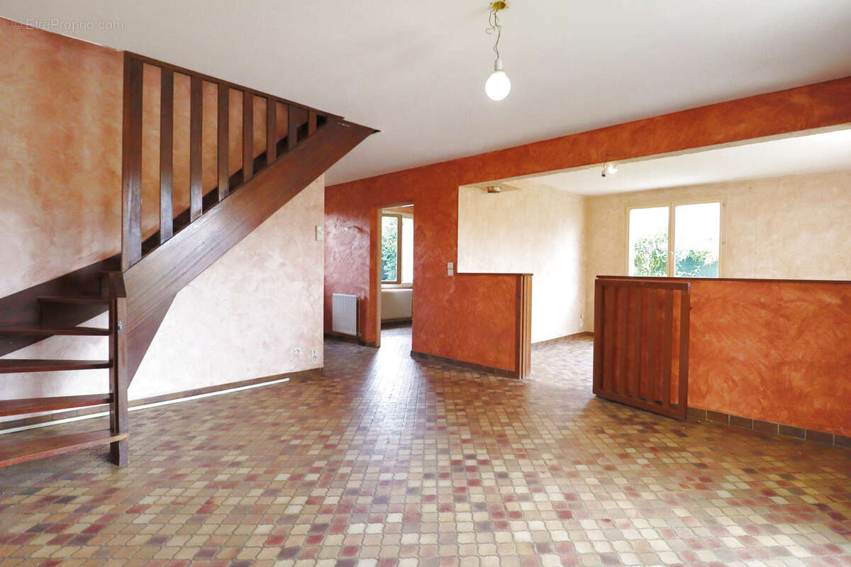 Maison familiale pleine de potentiel dans un environnement privilégié de 130 m2 - photo 5