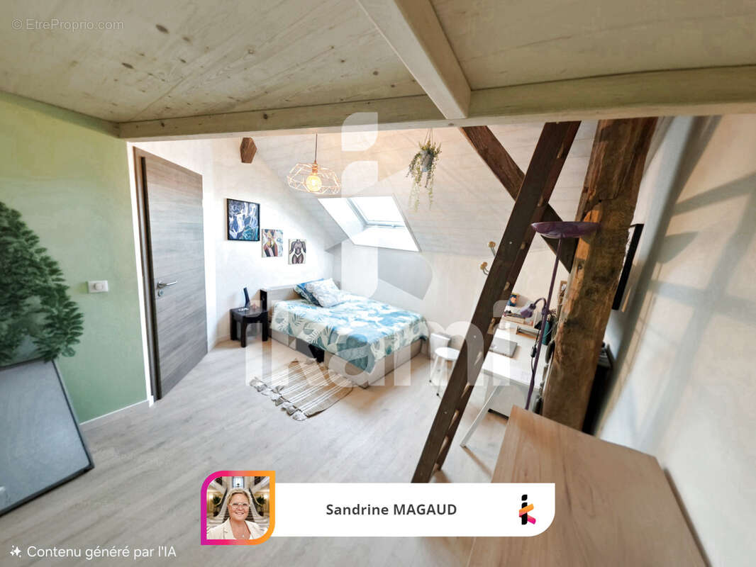 Maison à LYAUD