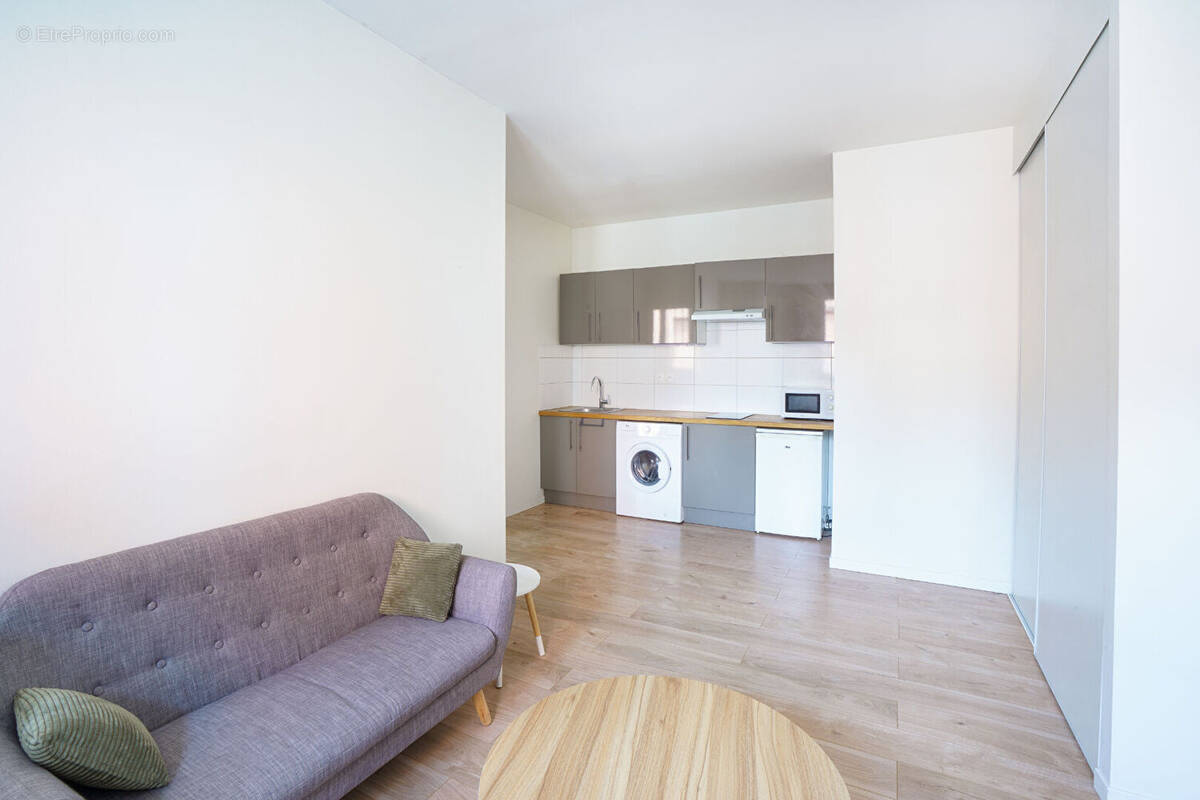 Appartement à SAINT-LAURENT-SUR-SAONE