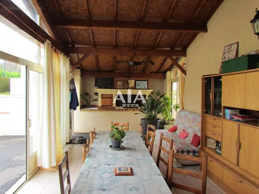 Maison à TAIZE-AIZIE