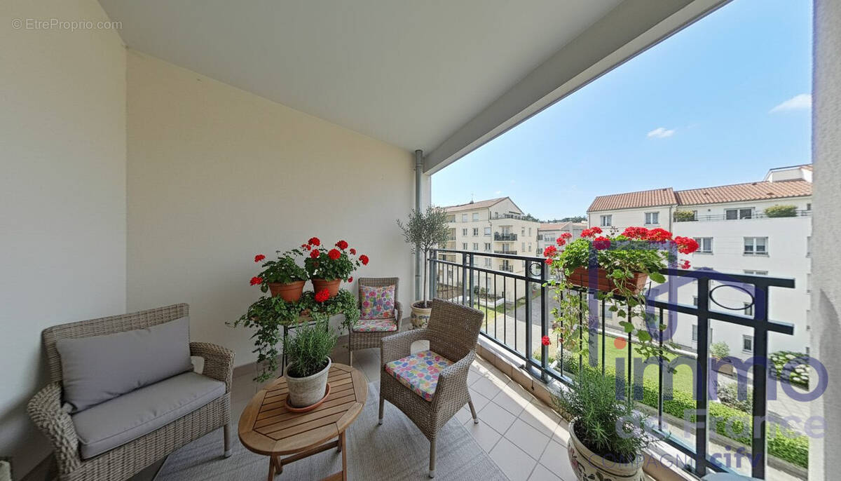 Appartement à SAINT-ETIENNE