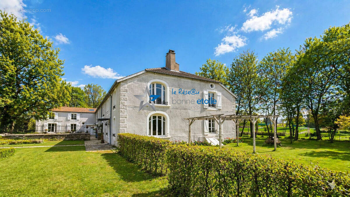 Maison à BREUVANNES-EN-BASSIGNY