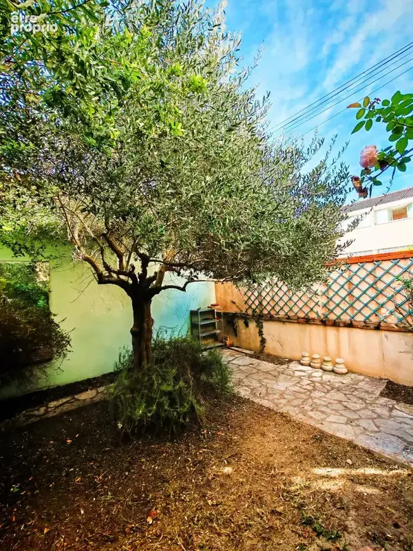 Exclusivité à Moissac : Charmante maison 5 pièces et jardinet - photo 17