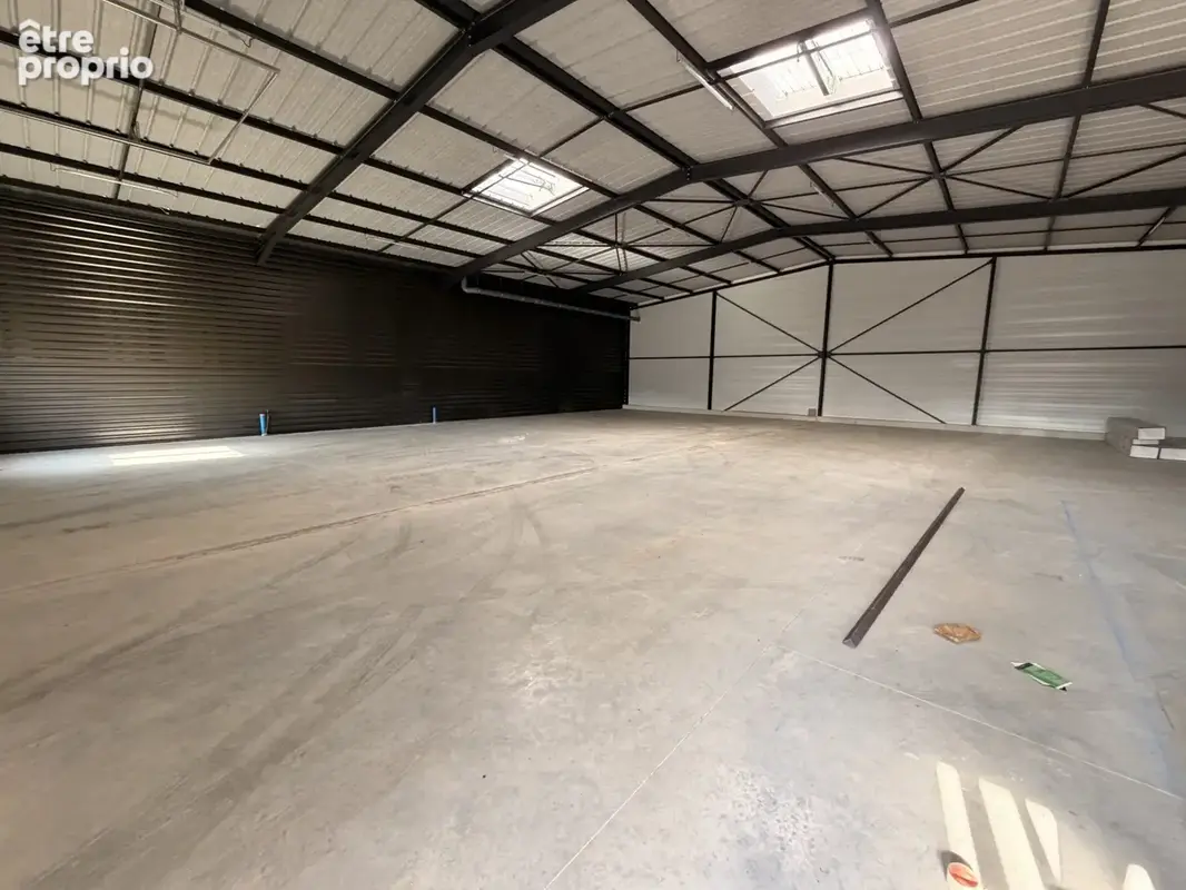 Commerce 415 m² à vendre à Saint-Andre-De-Bage (01380) - photo 3