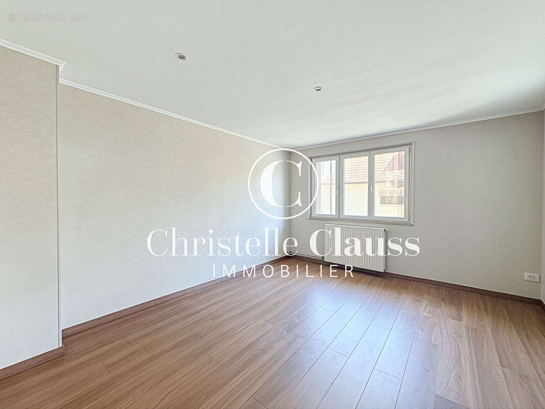 Appartement Schnersheim 5 pièce(s) 130 m2 - photo 10