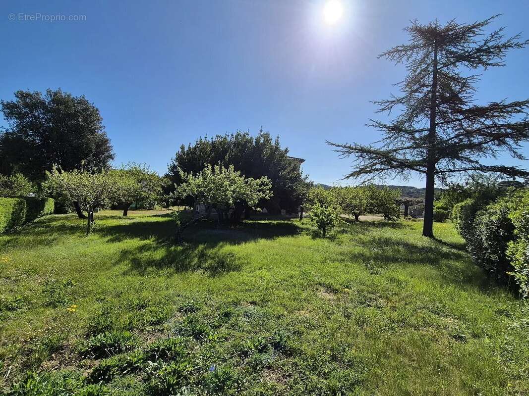 Maison à SAINT-PRIVAT-DES-VIEUX