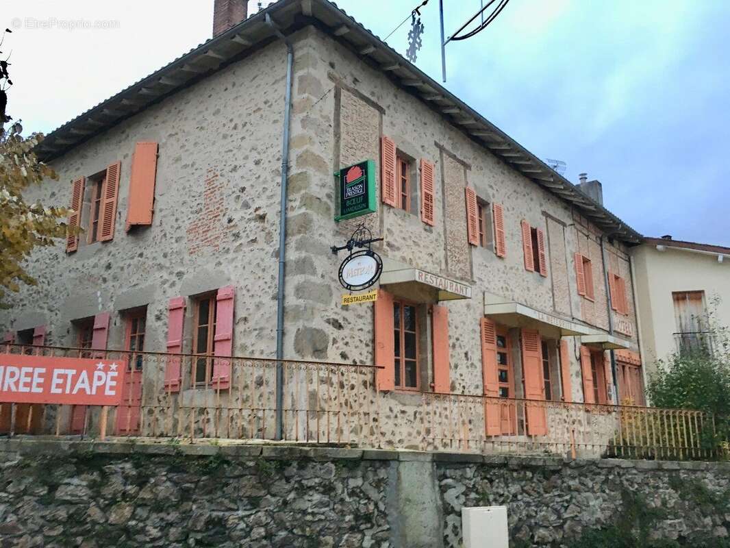 Commerce à SAINT-JUNIEN