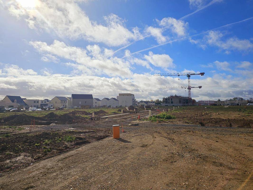 Terrain à BLAINVILLE-SUR-ORNE