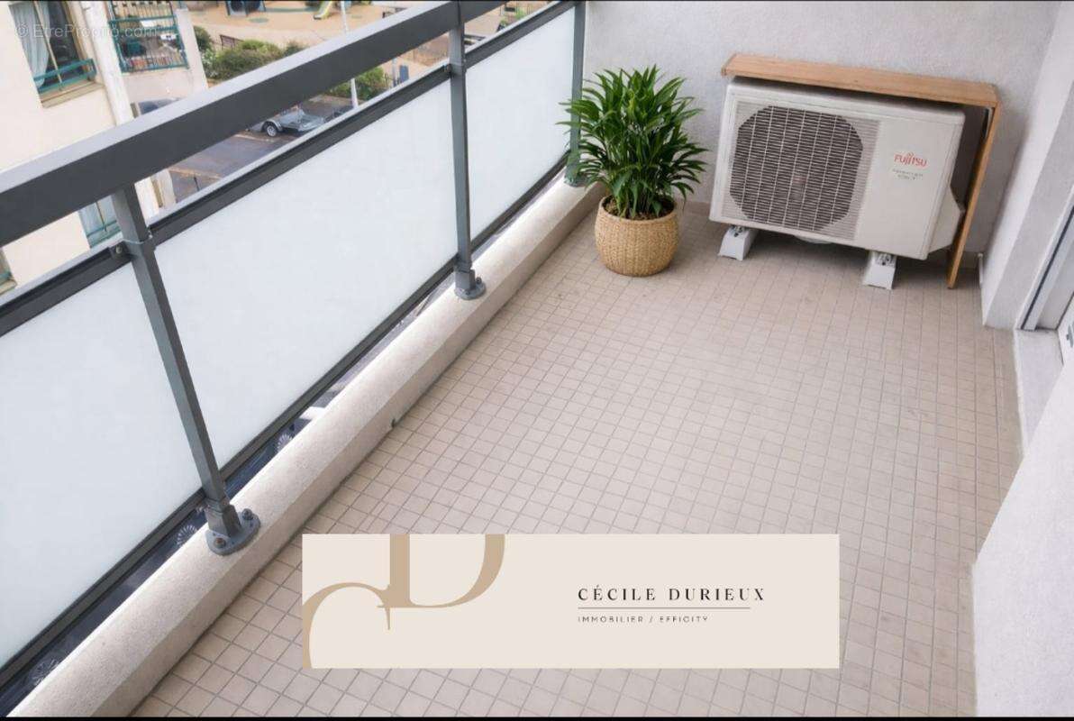 Appartement à LYON-6E