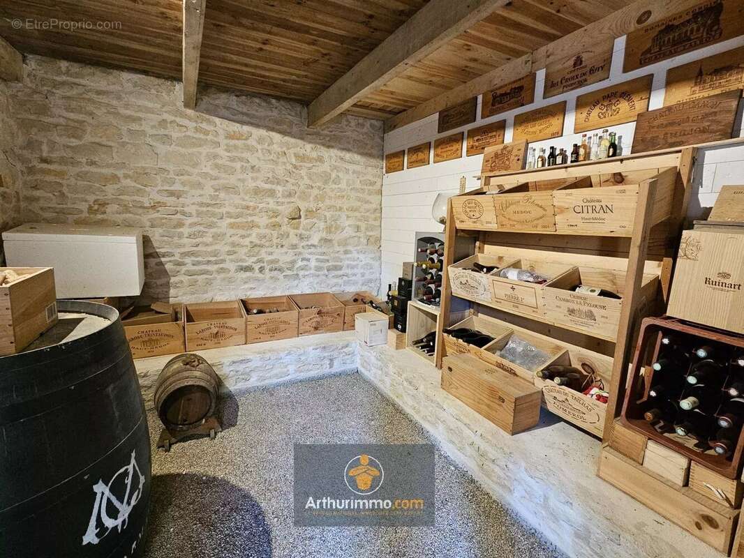 Maison à LA GREVE-SUR-MIGNON