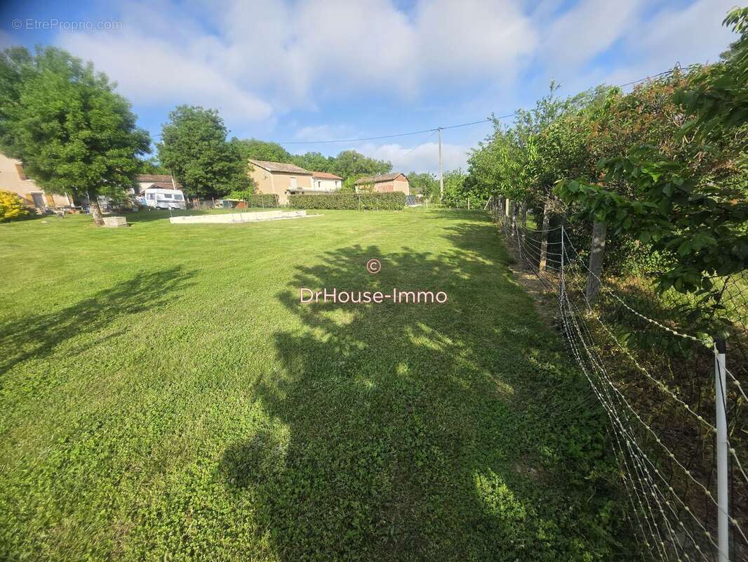 Terrain 811 m² à Tecou  - photo 10