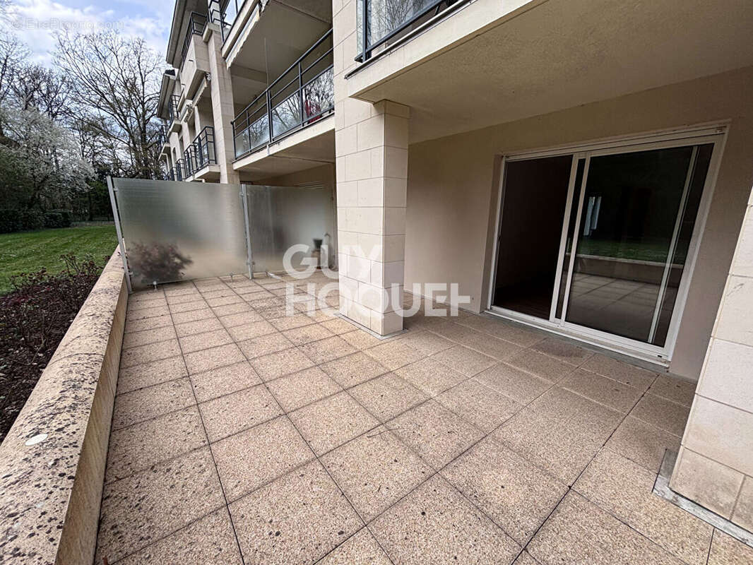 Appartement à SAINT-CYR-SUR-LOIRE