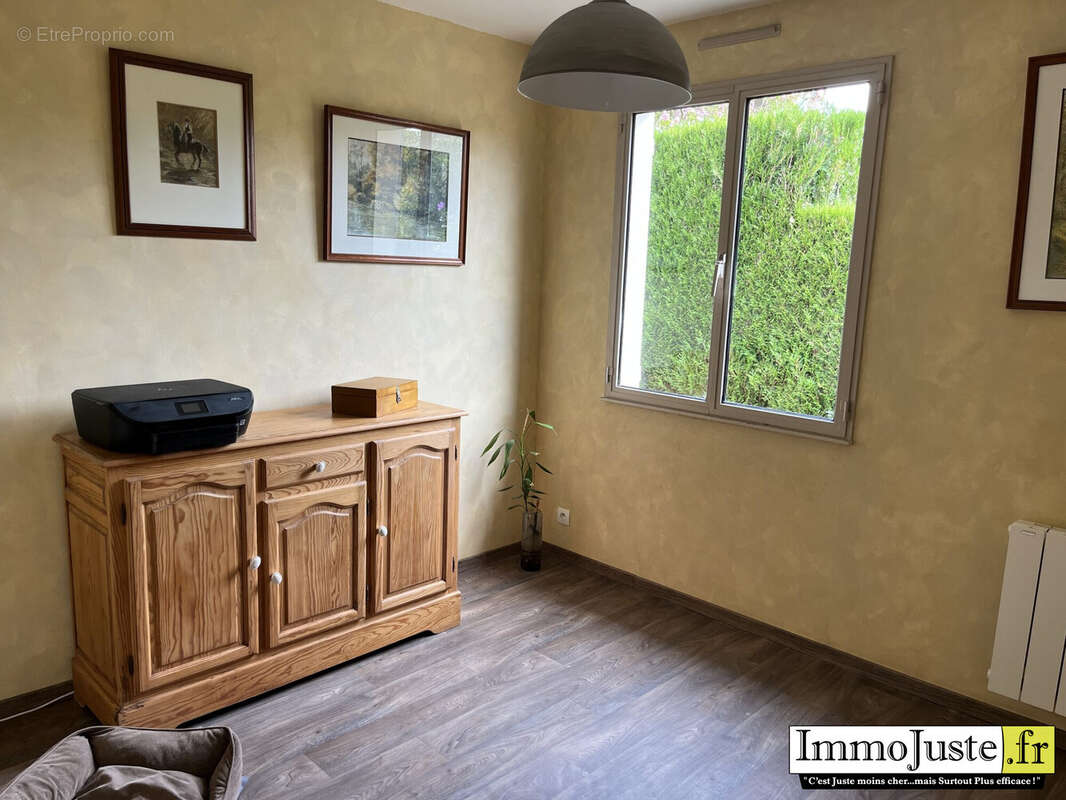 Maison 130 m² à Sonchamp  - photo 9