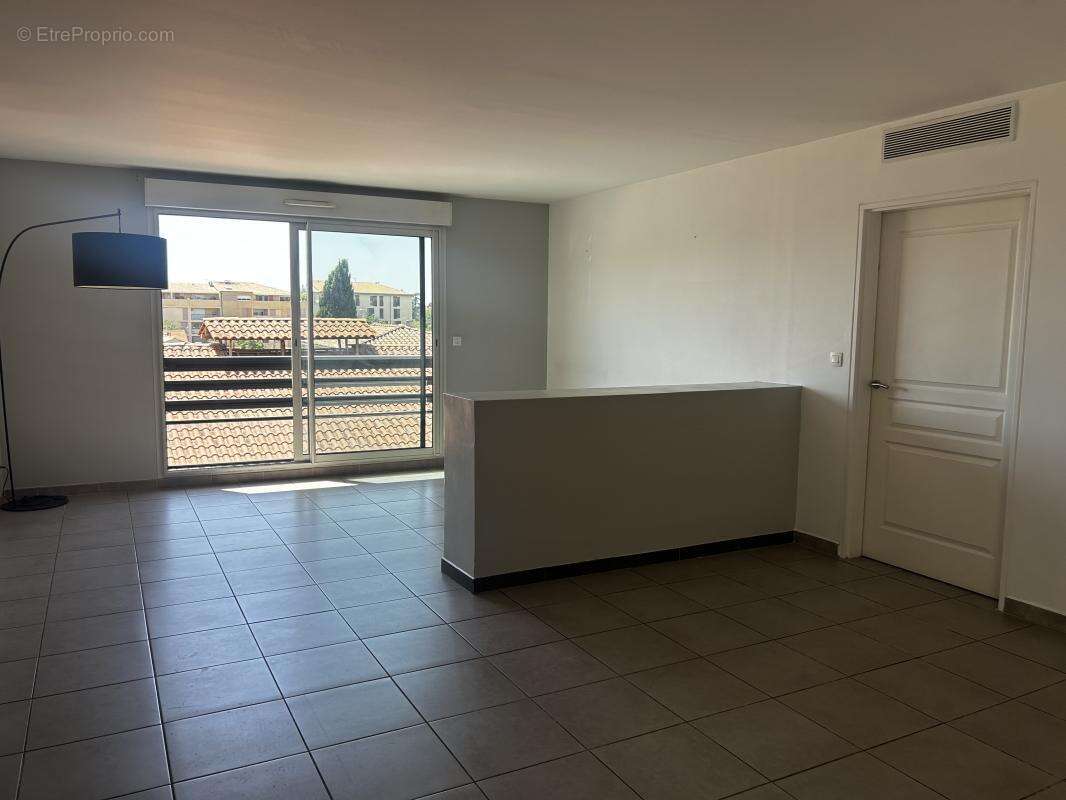 Aix en pce t3 recent centre ville parking - photo 8
