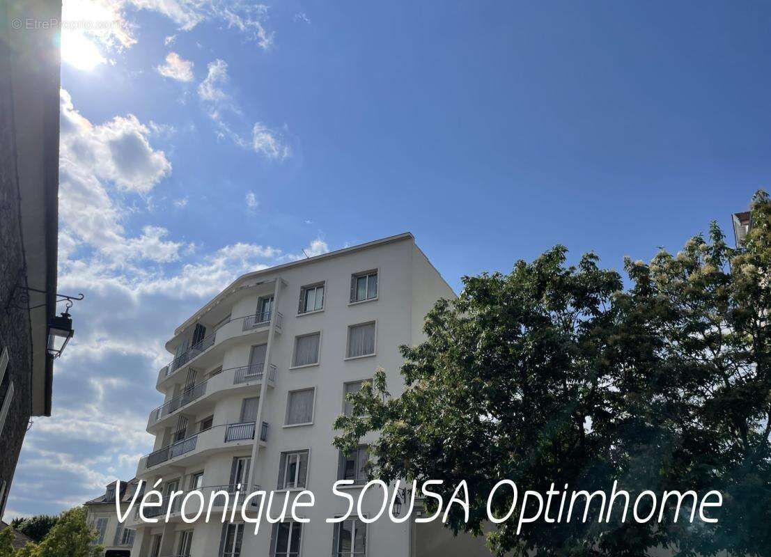 Beau 2/3 pièces rénové  avec ascenseur - photo 12