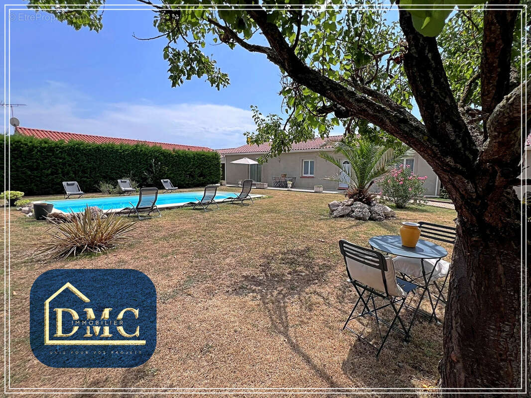 Belle maison familiale de 186 m2 avec piscine, studios indépendants et grand terrain paysagé - photo 13