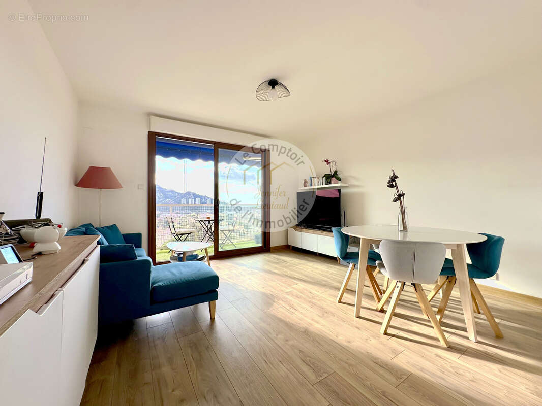 Appartement à MARSEILLE-9E