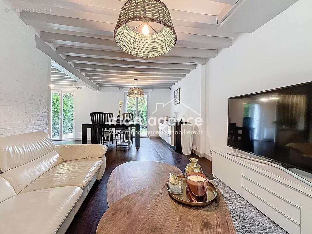 Maison à TOURVILLE-LA-RIVIERE