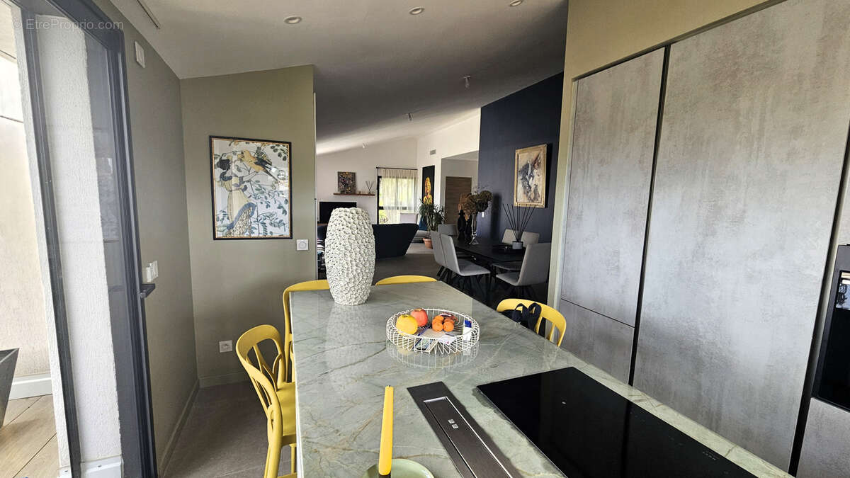 Appartement à SANARY-SUR-MER