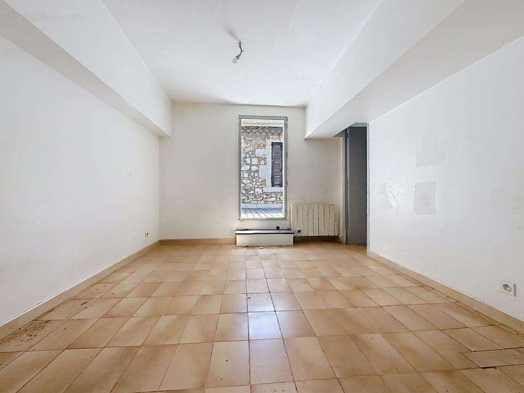 Exclusivité, Avignon extra muros proche rempart T2 avec terrasse - photo 3