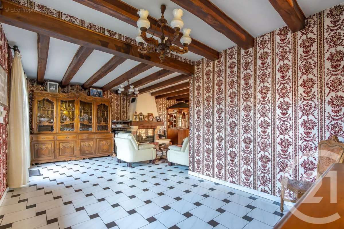 Maison à VILLIERS-SUR-MARNE