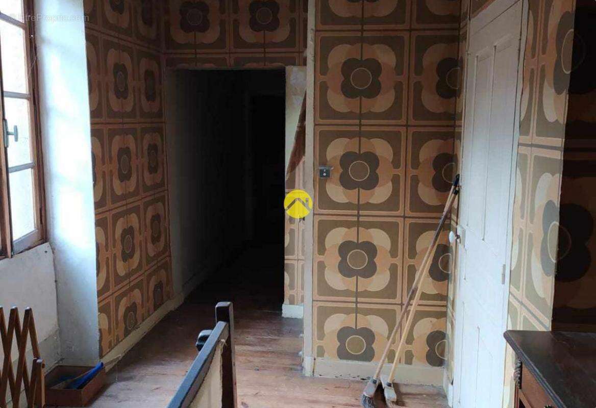 Maison à CHENERAILLES