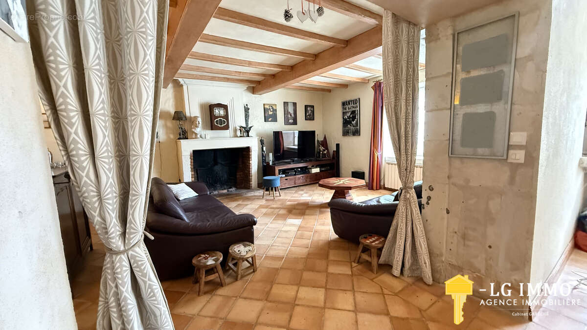 Maison à SEMUSSAC