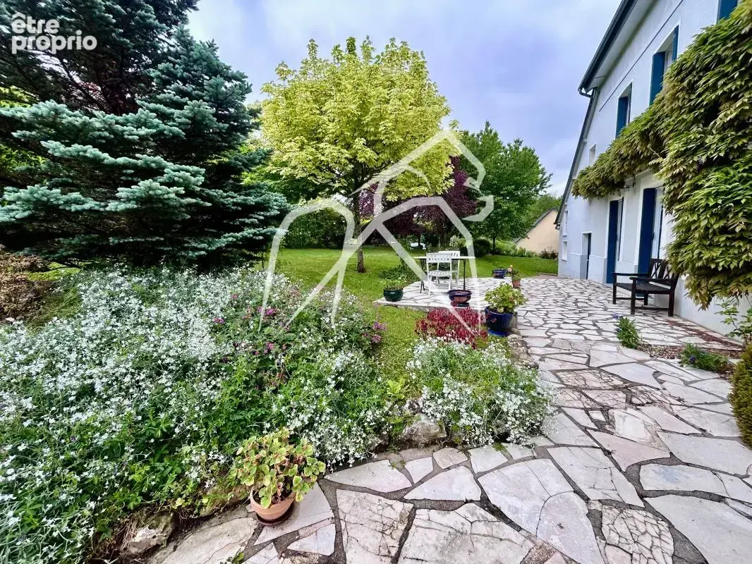 Maison  7 pièces  Propriété de Charme  201 m² - photo 6