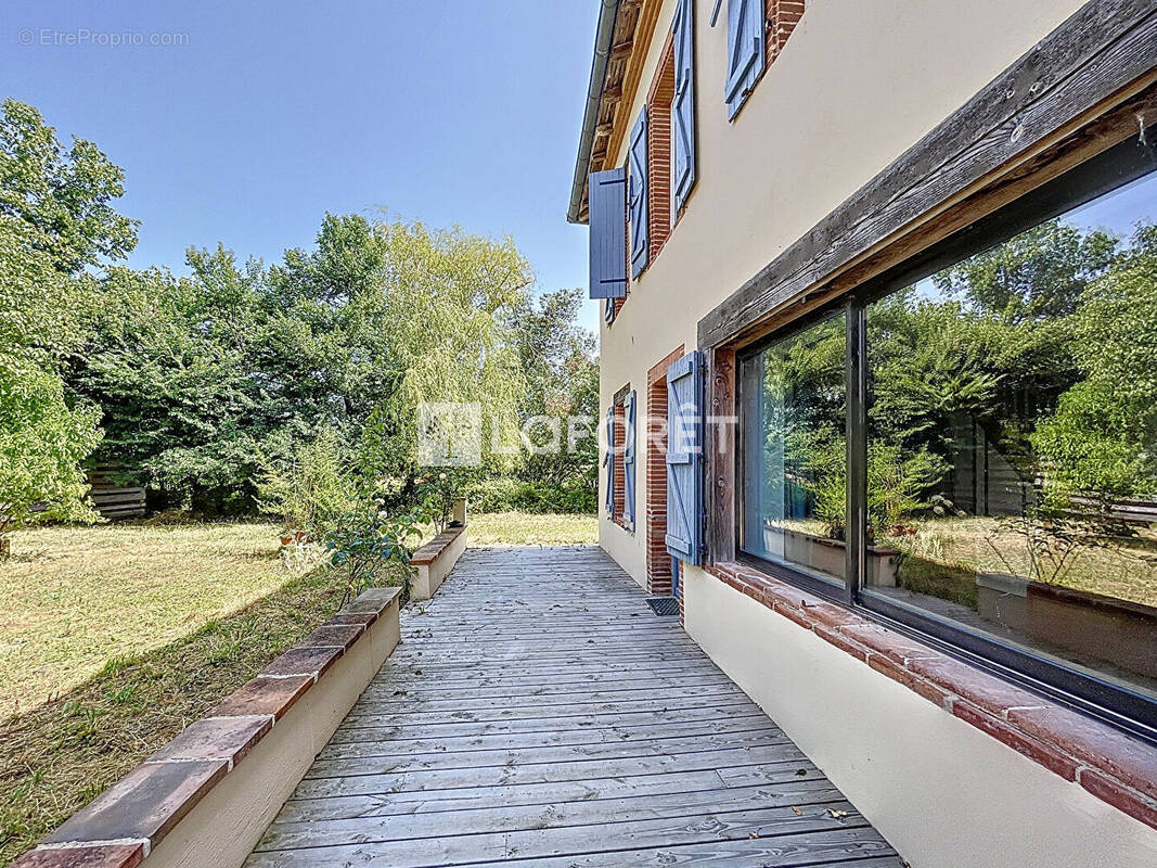 Maison à CASTELSARRASIN
