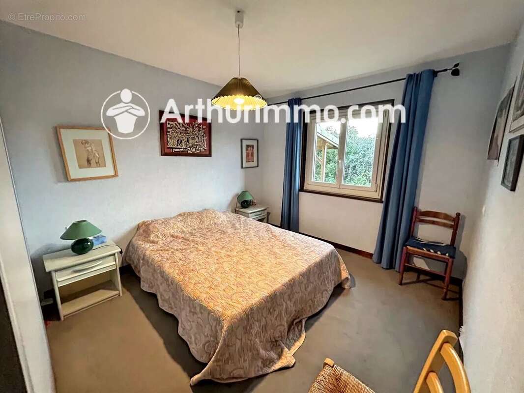 Maison à SAVIGNEUX