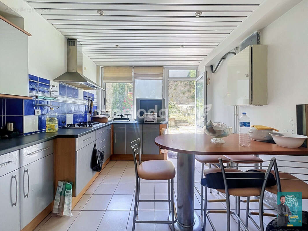 Maison 168 m² à Vaureal  - photo 2