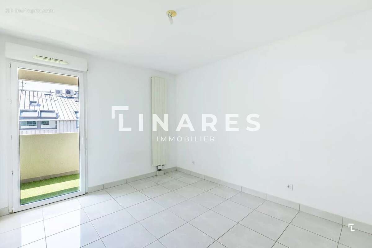 PRUNEL - Appartement T3 de 62m² - Terrasse - 13005 BAILLE - photo 7