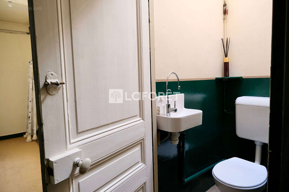 Appartement à PARIS-7E
