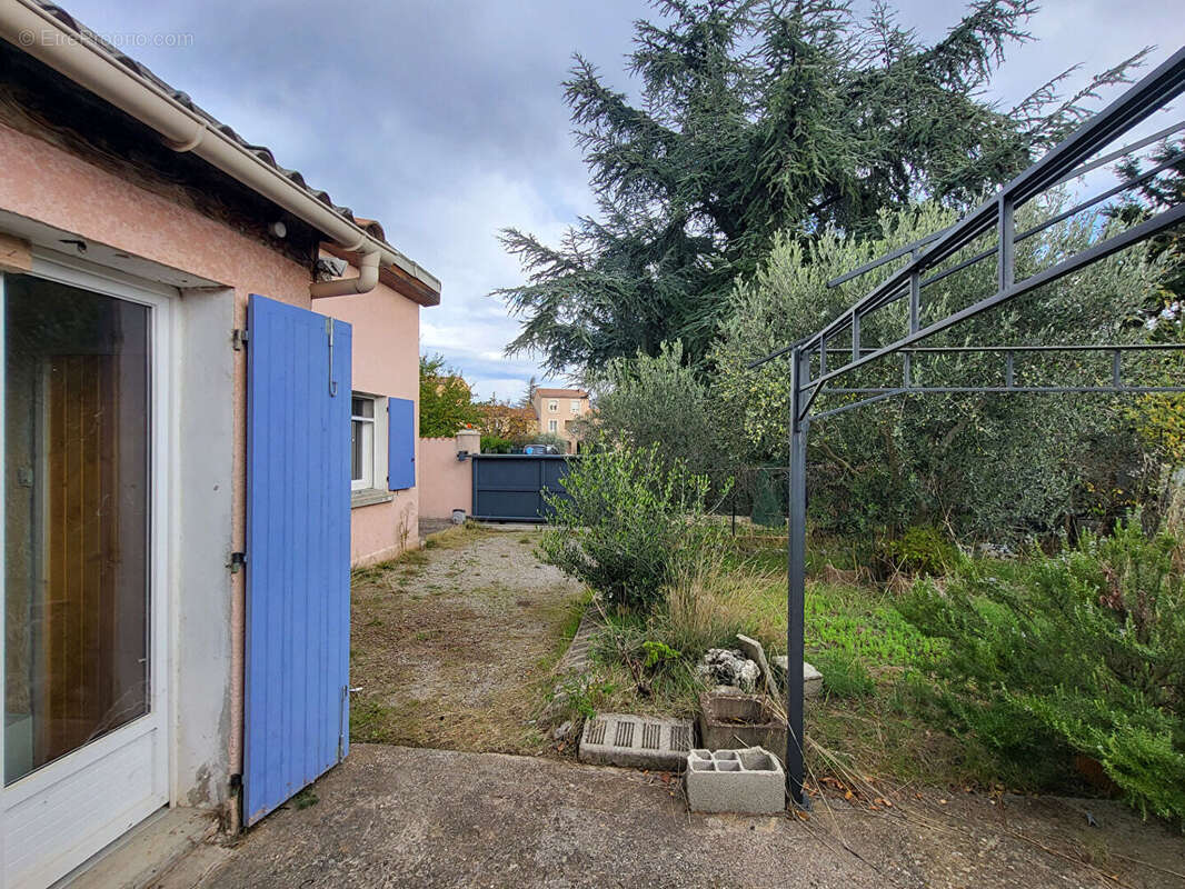 Maison à CHATEAU-ARNOUX-SAINT-AUBAN