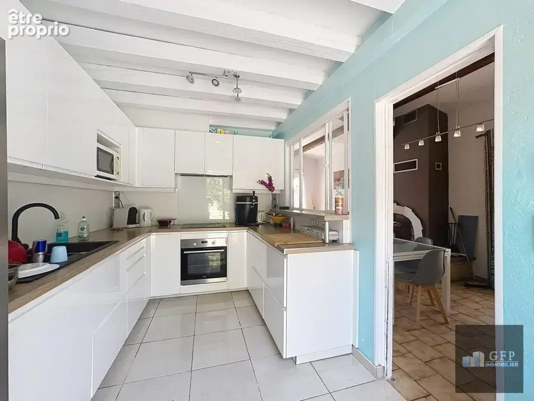 Villa à vendre avec piscine à Bormes-les-Mimosas – Maison 3 chambres avec studio indépendant sur terrain de 1 185 m² - photo 14