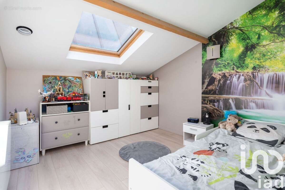 Photo 9 - Commerce à VILLEURBANNE