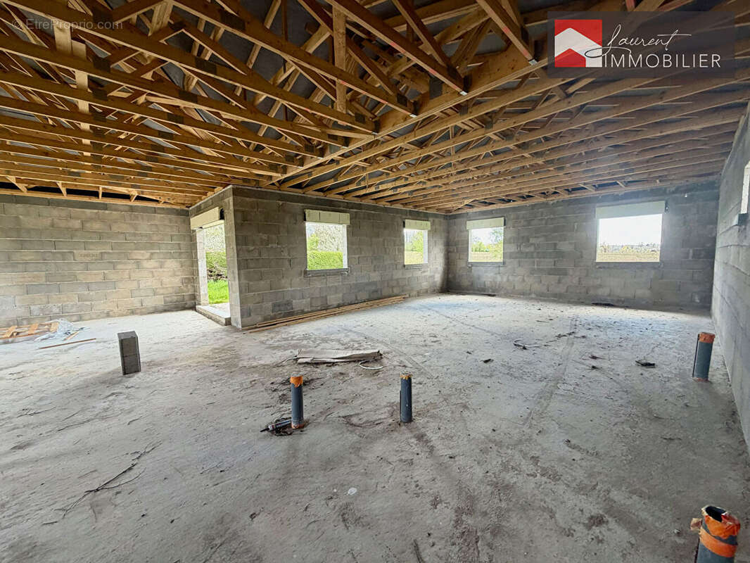 Maison à PONT-DE-VAUX