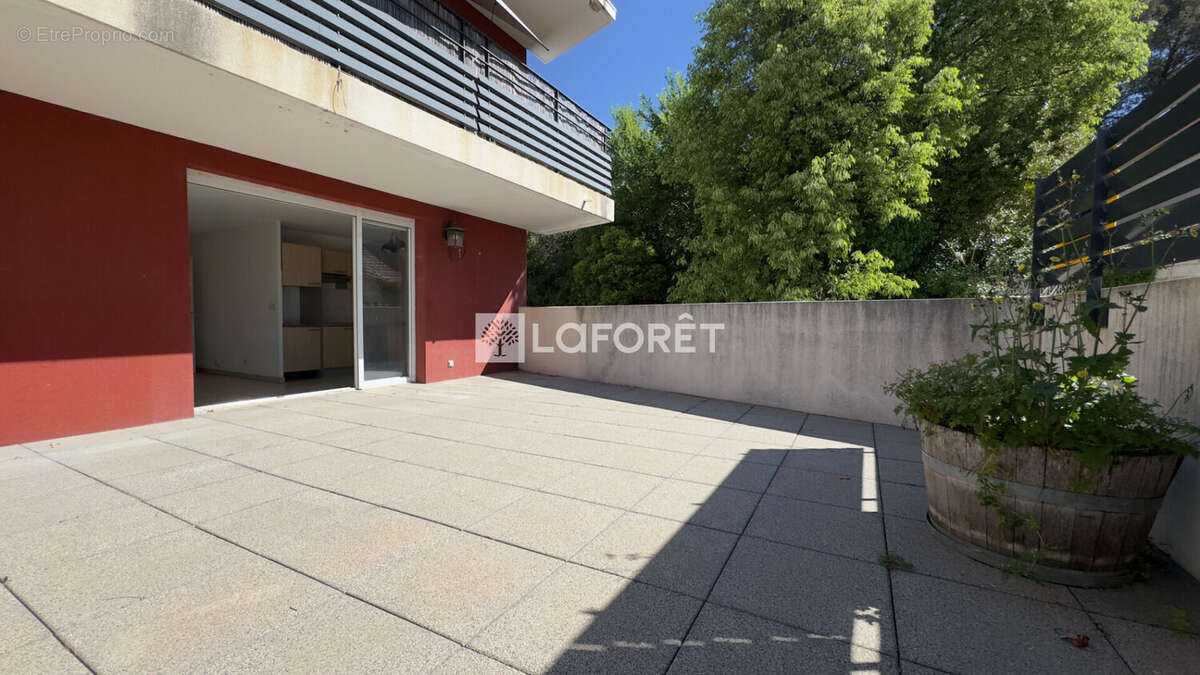 Appartement à CASTELNAU-LE-LEZ