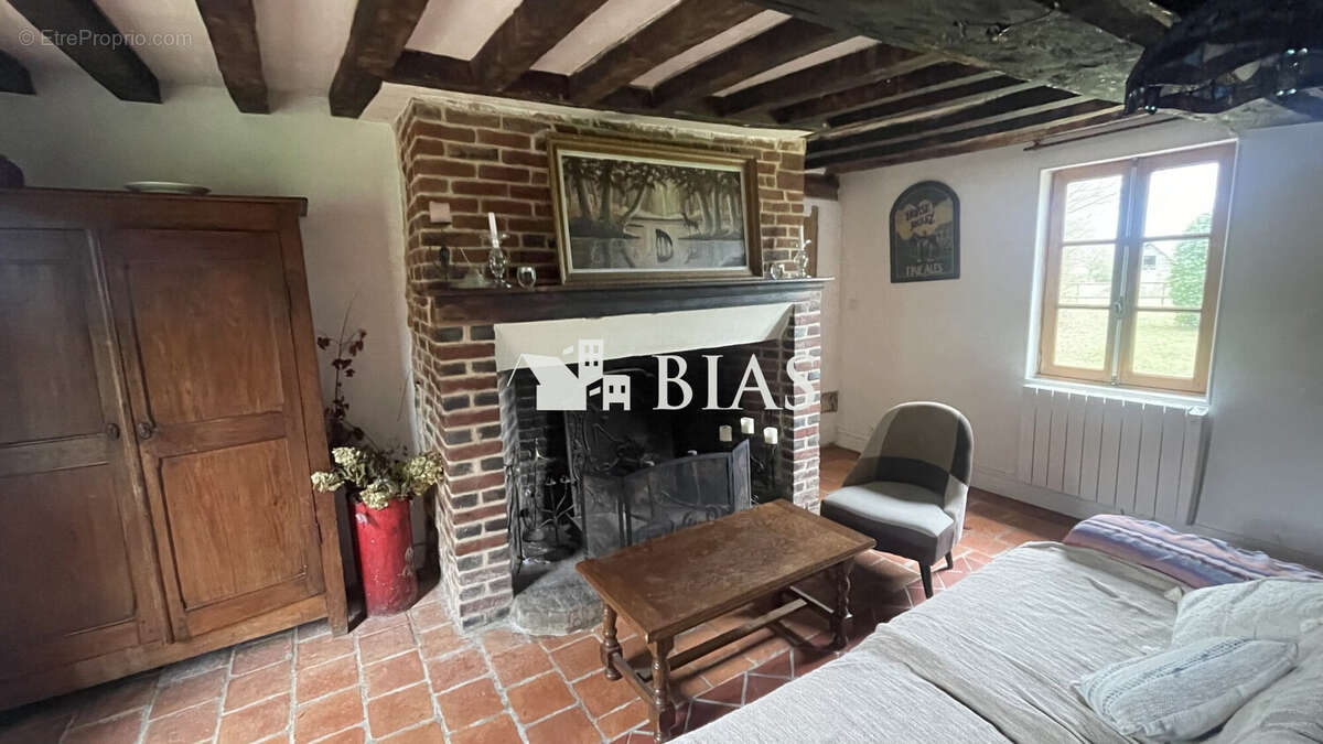 Maison à BERNAY