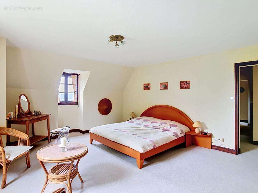 Belle maison récente avec piscine et vue splendide sur la vallée - photo 11