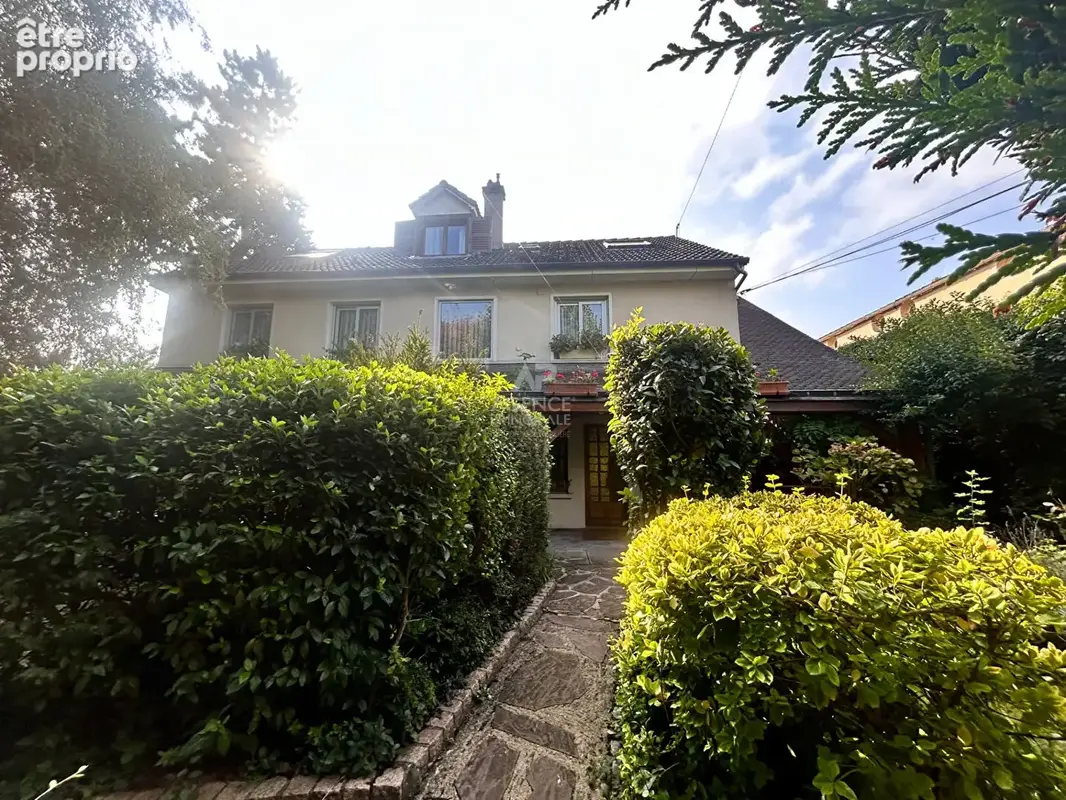 Maison Poissy 7 pièce(s) 262 m2 - photo 15