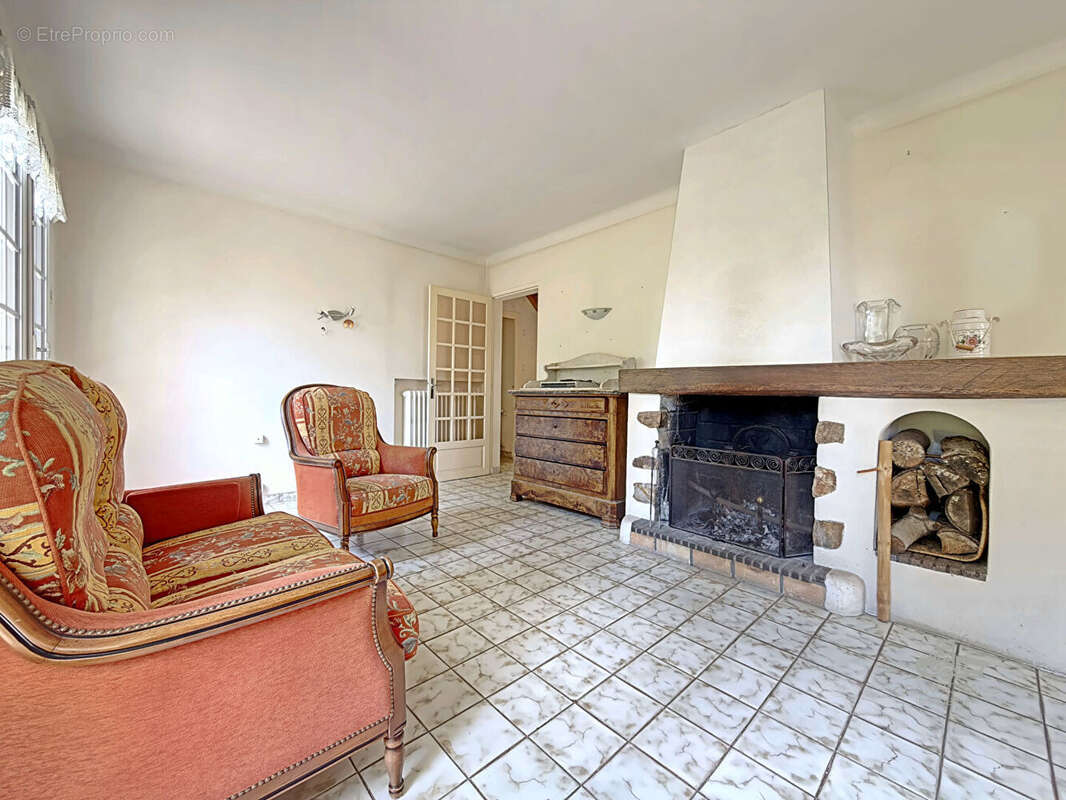 Maison Grandchamp Des Fontaines 6 pièce(s) 153.55 m2 - photo 6