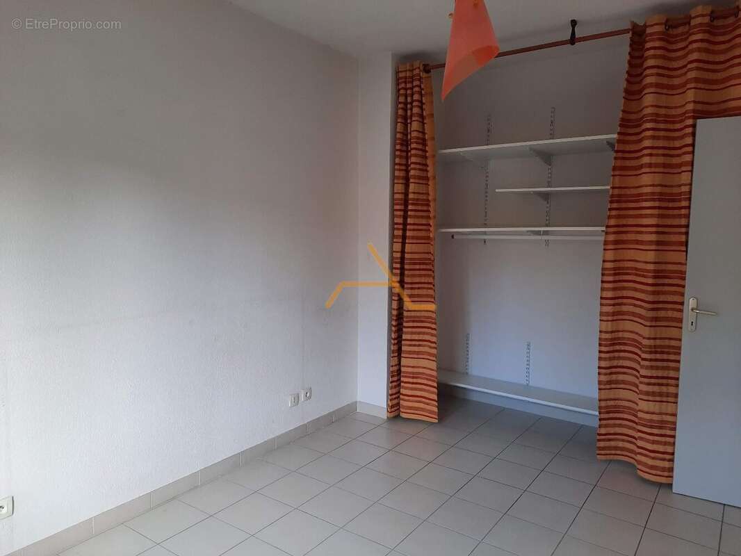 Appartement à DIEULEFIT