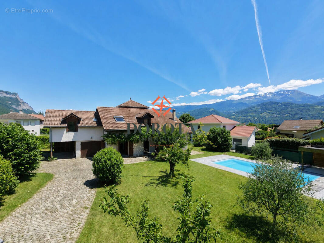 Maison à CROLLES