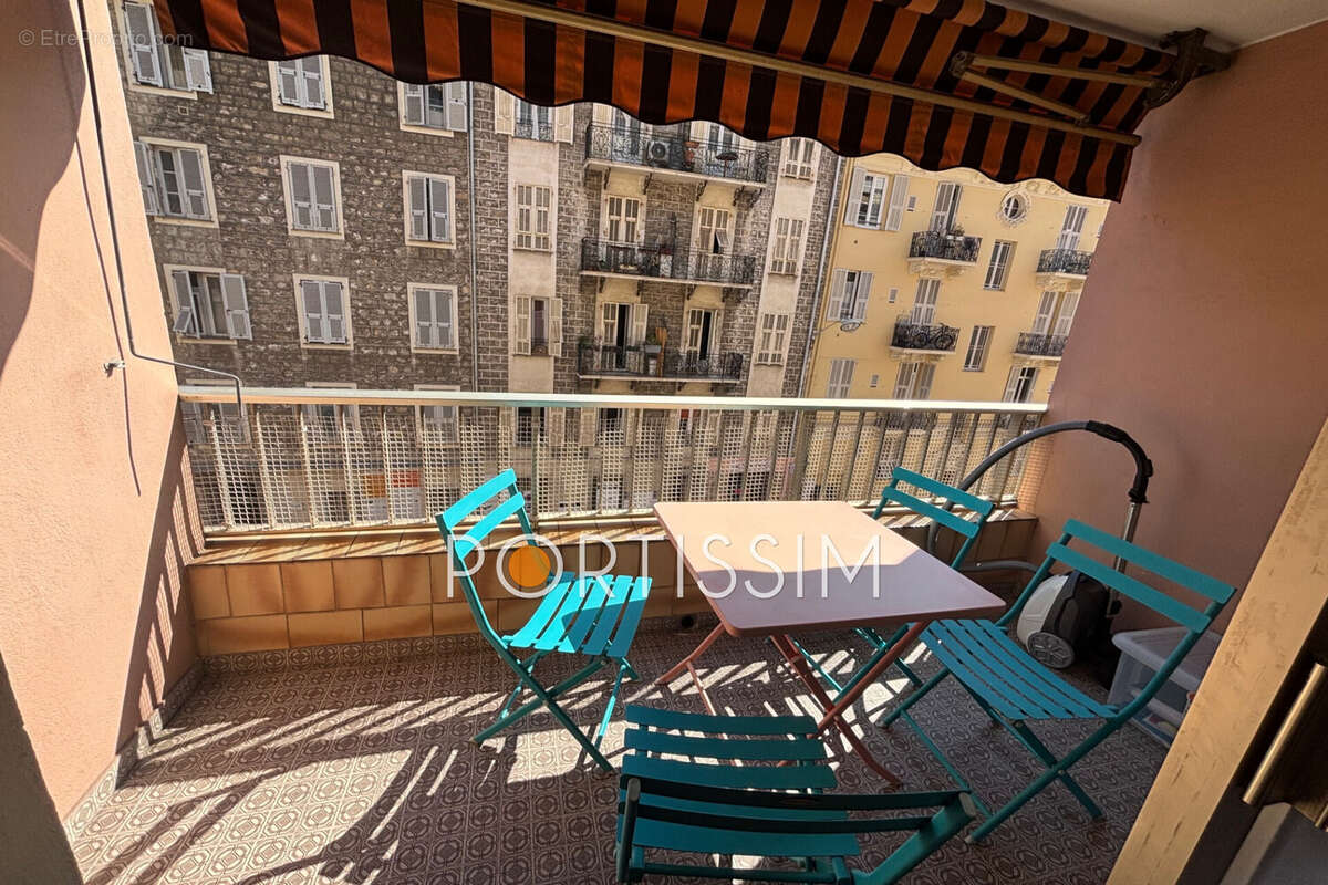 Appartement 67 m² à Nice  - photo 8