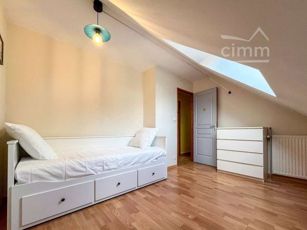 Maison à LA TERRASSE